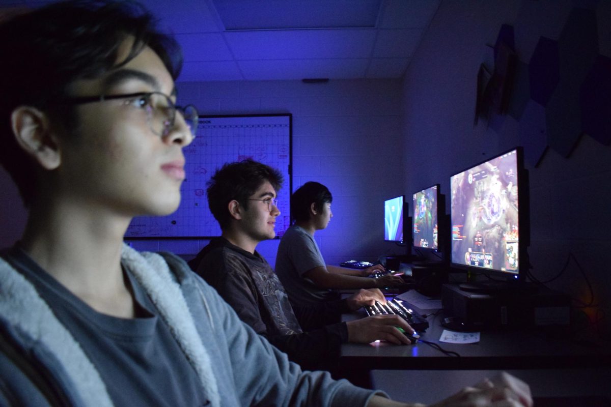 eSports club in action, practicing League of Legends. photo by Thomas Simione